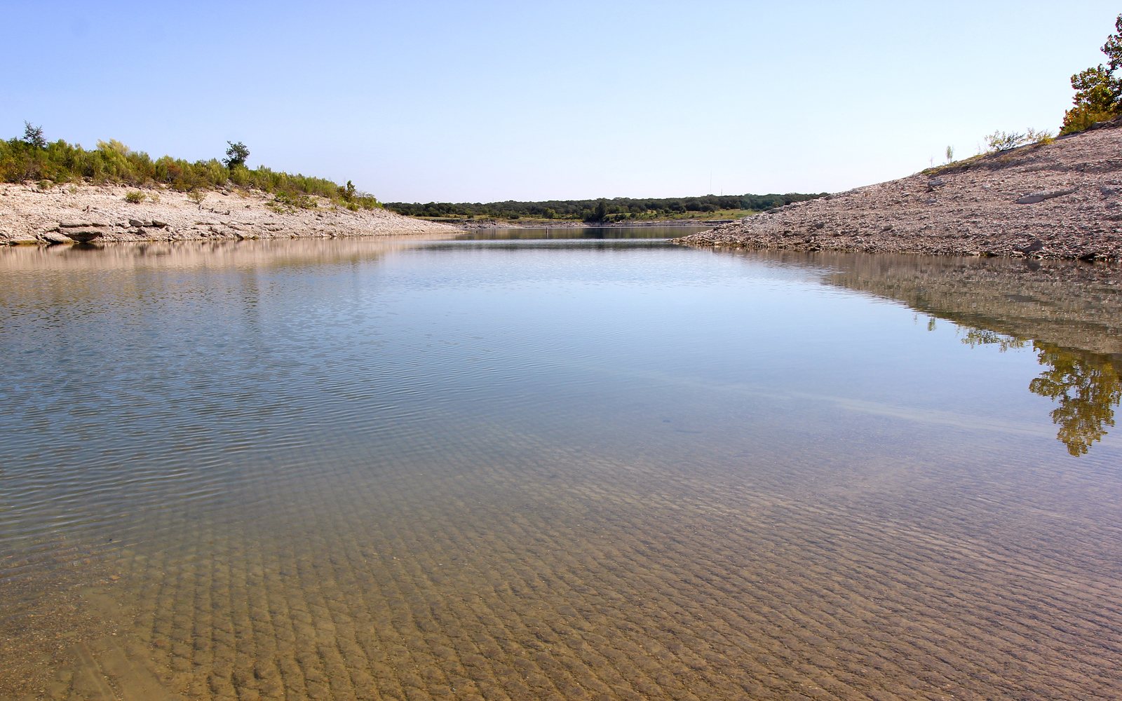 A boat ramp and limestone shore at Lake Georgetown